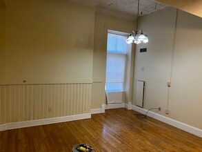 Building Photo - The Falls Loft