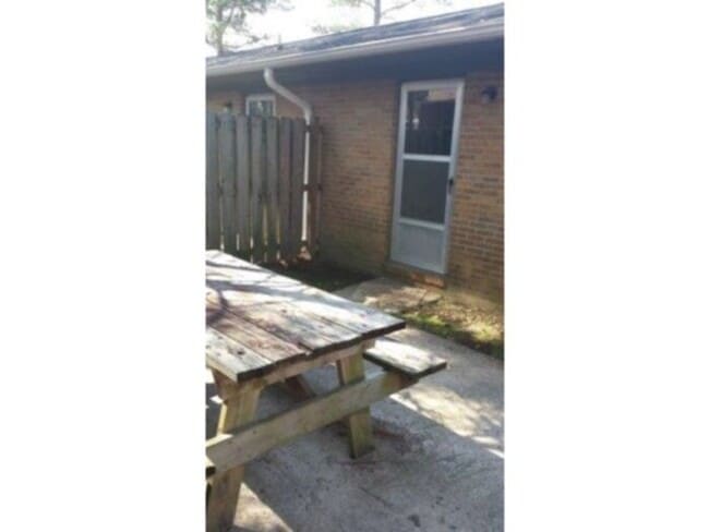 Building Photo - Brewster Place, Fayetteville, Nc 28303