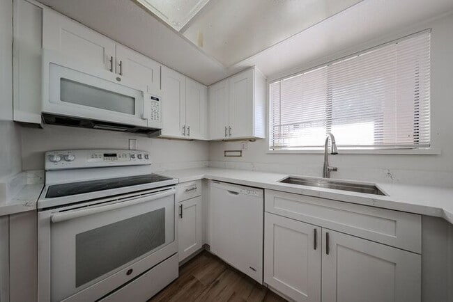 Building Photo - Amazing 3beds/2baths Townhome in Tempe!