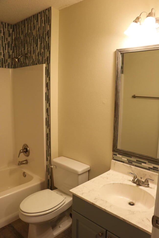 Building Photo - 8082 Sleepy Bay Blvd