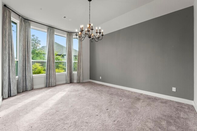 Building Photo - 17151 Sandstone St