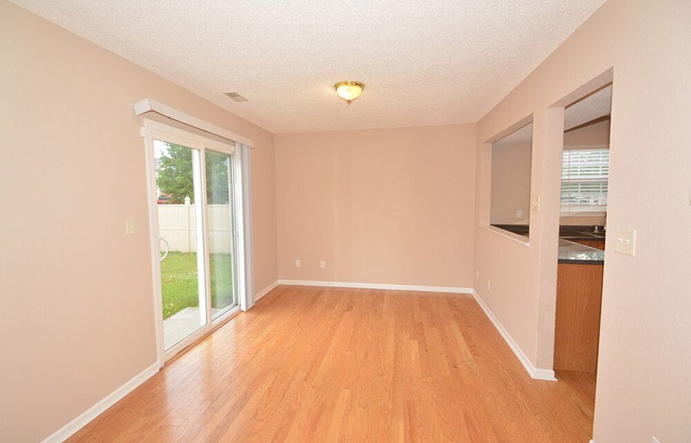 Building Photo - 3438 W 52nd St