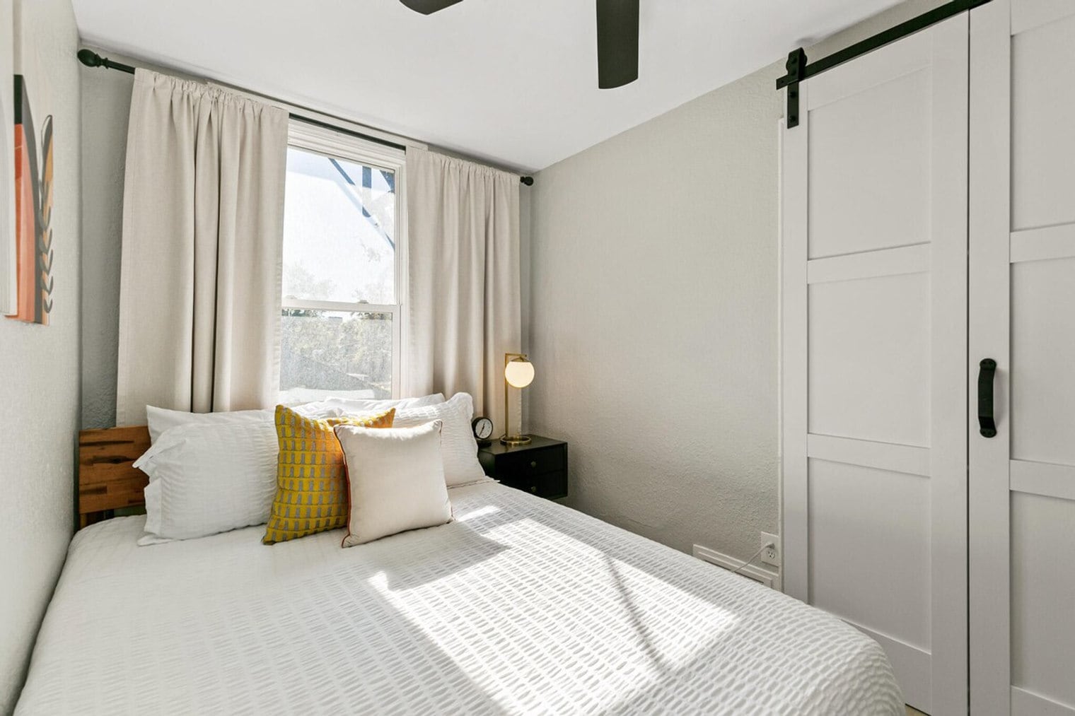 Building Photo - 1073 N Downing St