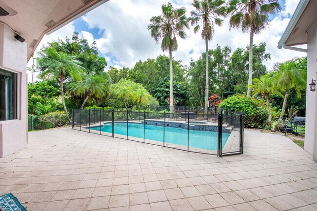 Building Photo - 11430 NW 18th St