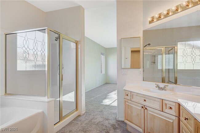 Building Photo - 57 Voltaire Ave