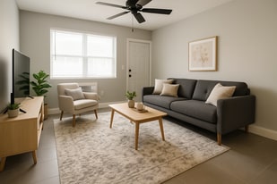 Building Photo - 7631 Venetian St