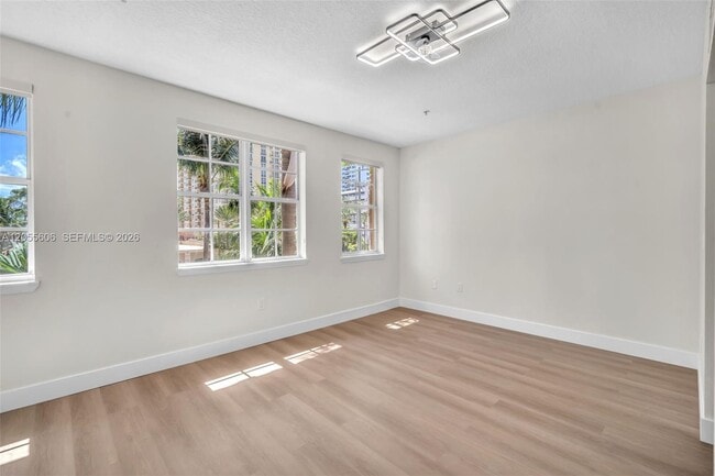 Building Photo - 2065 S Ocean Dr