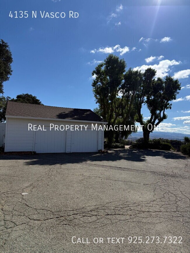 Building Photo - 4135 N Vasco Rd