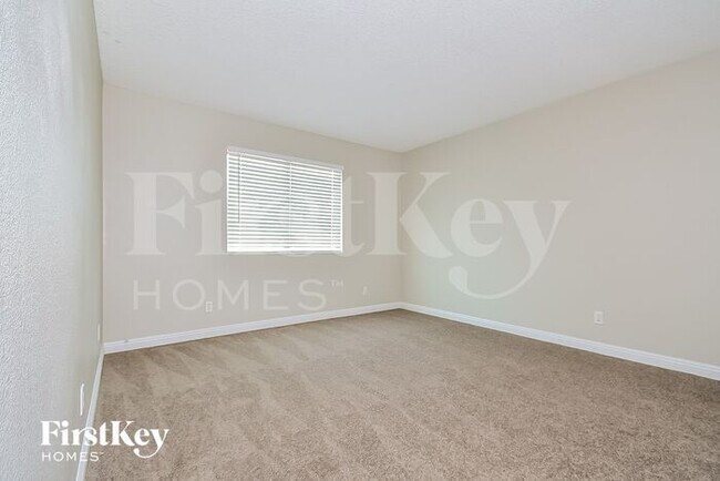 Building Photo - 1335 Clagett Ln