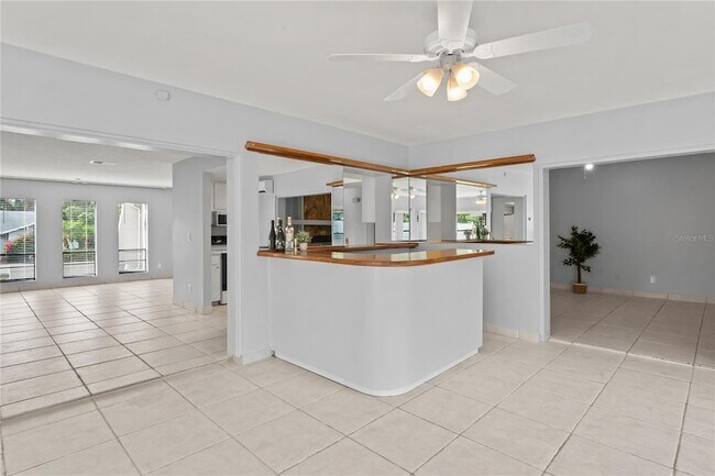Building Photo - 2502 Indigo Dr