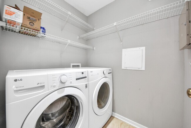 Building Photo - 2333 Bering Dr