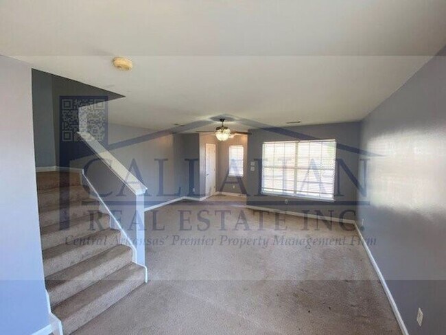 Building Photo - Sherwood 2 Bedroom Townhome