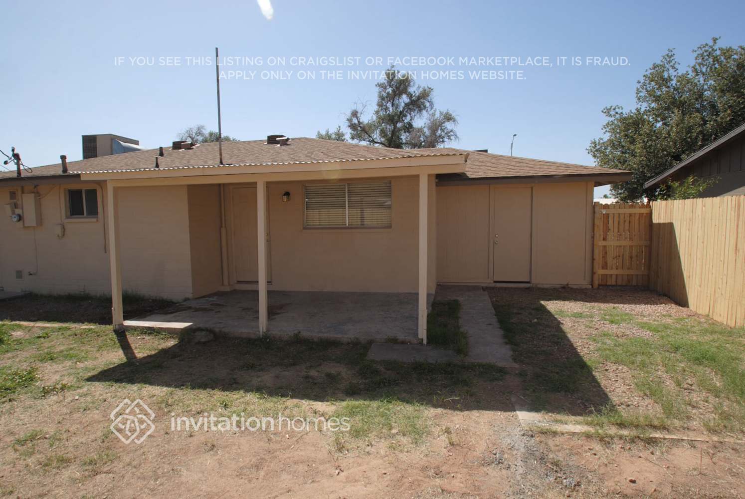 Building Photo - 1742 W 6th Dr