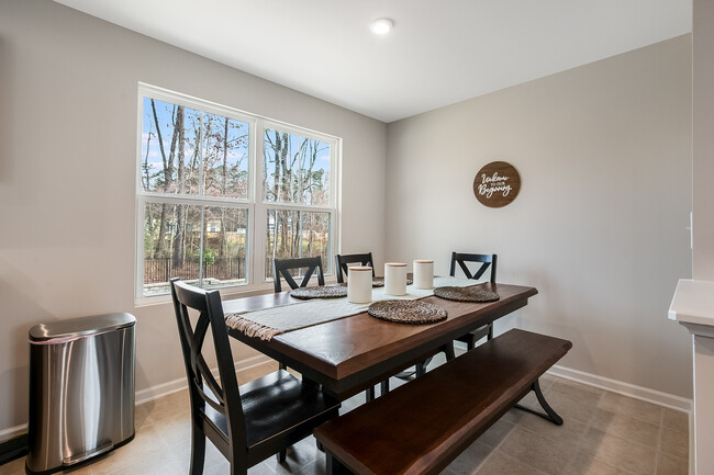 Building Photo - 1516 Indigo Creek Dr