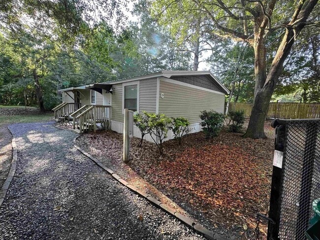 Building Photo - 4430 Manucy Rd