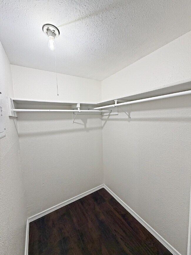 Building Photo - 5215 Village Haven