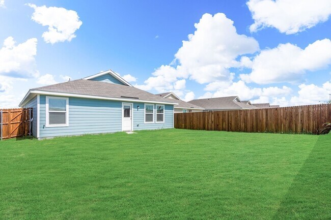 Building Photo - 5401 Rockrose Ln