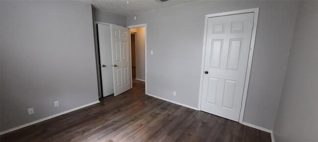 Building Photo - 823 Taulbee Ln