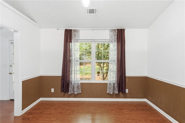 Building Photo - 575 Chandon Way