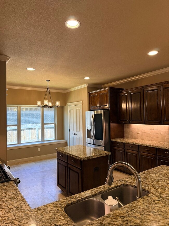 Building Photo - 4306 Rock Bend Dr