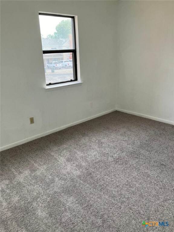 Building Photo - 3413 Victoria Cir