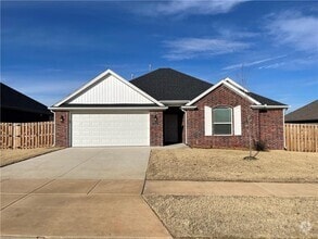 Building Photo - 416 Emerald Woods