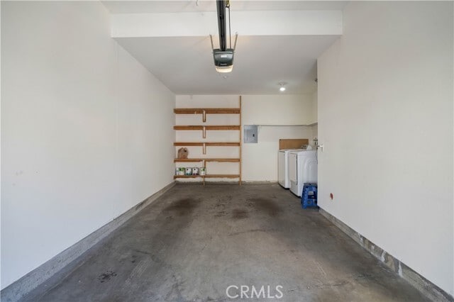 Building Photo - 202 California Ct