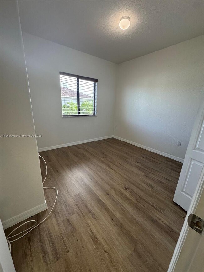 Building Photo - 16319 SW 44th Terrace