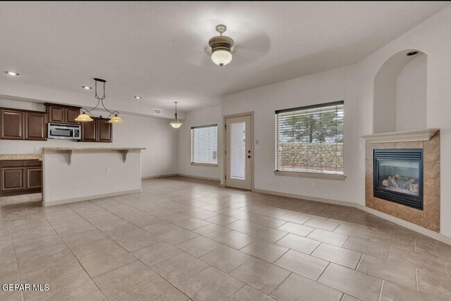 Building Photo - 11714 Dos Palmas Dr