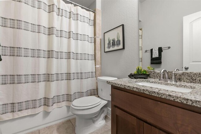 Building Photo - 1105 Legacy Xing
