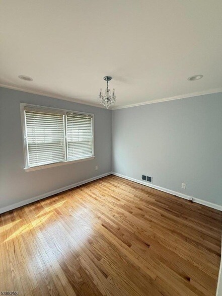 Building Photo - 25 Brookside Terrace