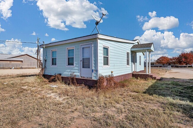 Building Photo - 3519 N Northstar Ave