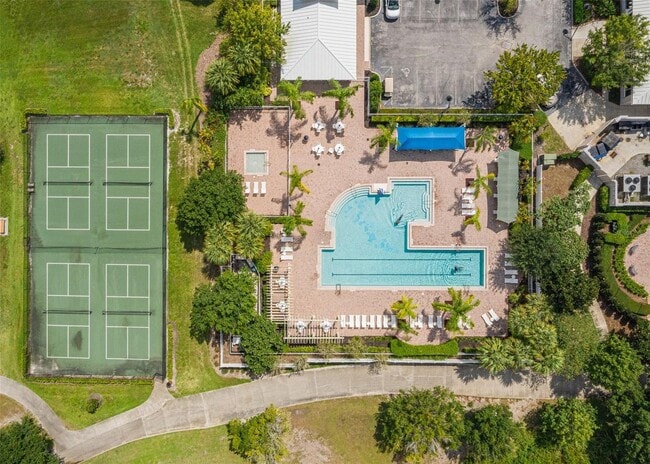 Building Photo - Beautiful 3/2.5 Energy Efficient Home in H...