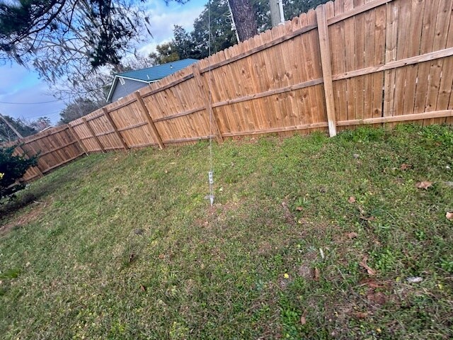 Building Photo - 250 Vernis Ave