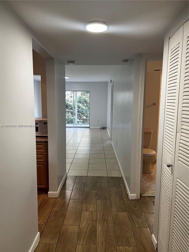 Building Photo - 4111 Stirling Rd