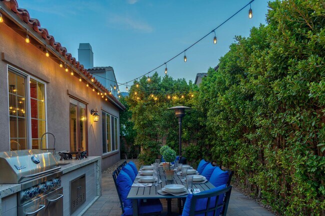 Building Photo - 2846 Amatista Ct