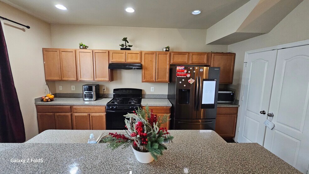 Kitchen - 9387 Rock Ripple Ln