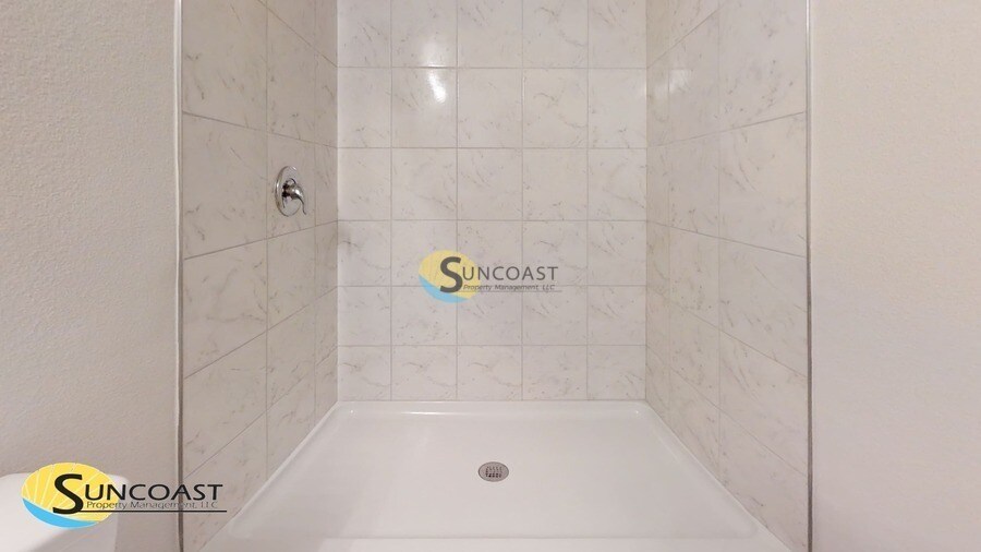 Building Photo - 7 Pritchard Dr