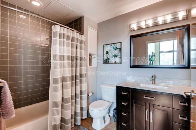 Building Photo - 3100 Huron St