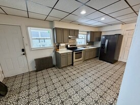 Building Photo - 1728 Ash St