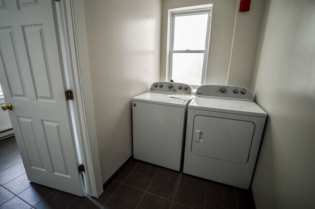 In-Unit Washer/Dryer - 3721 Chestnut St