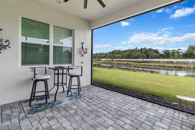 Building Photo - 8943 St Lucia Dr