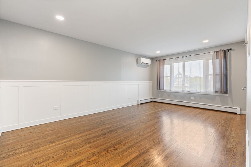 Building Photo - 311 Maple Ave