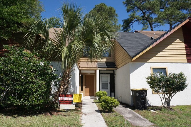 Primary Photo - 3/2 townhome in Melissa Estates