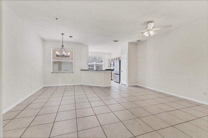 Building Photo - 4104 Crabtree Ave