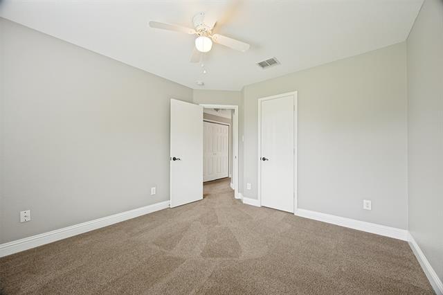 Building Photo - 1601 Elm St