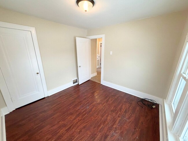 Building Photo - Single Family Home on Marland Heights for Rent