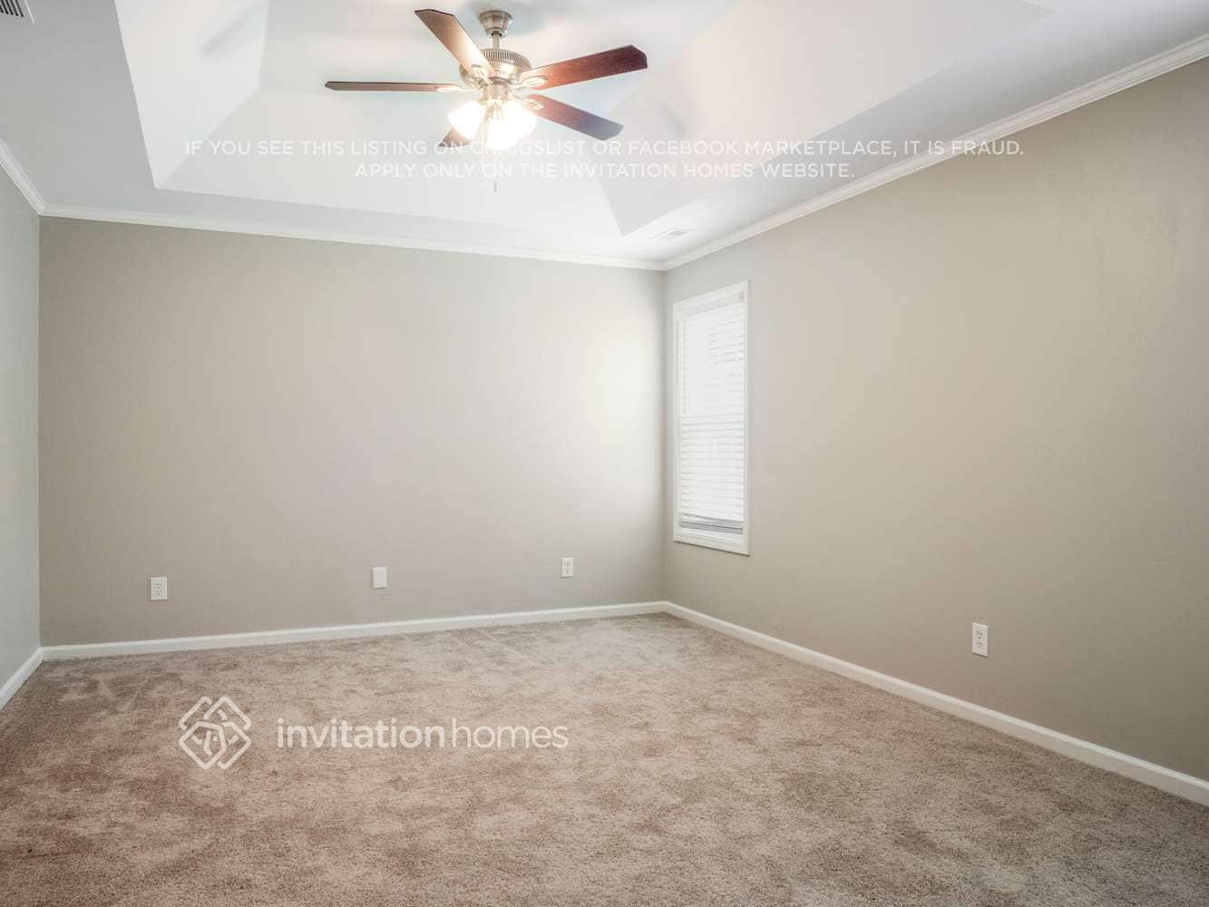 Building Photo - 1119 E Shoreview Rd