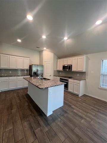 Building Photo - 3736 Maroon Creek Rd