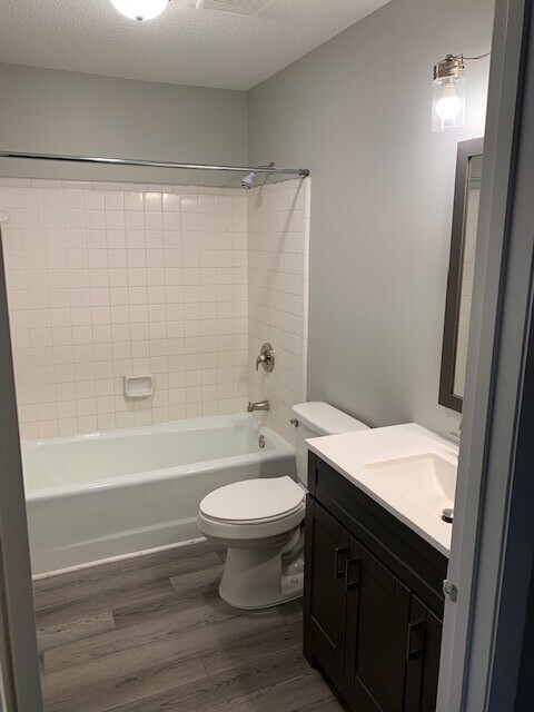 Building Photo - 5809 Shady Grove Cir